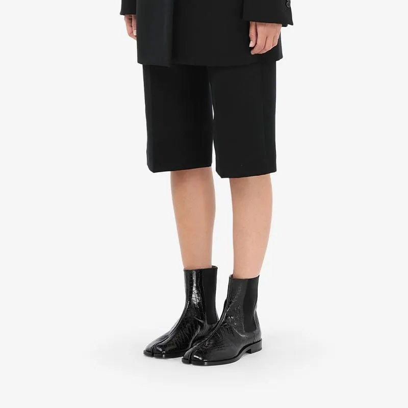 Calf Leather Tabi Boots with Elastic Inserts
