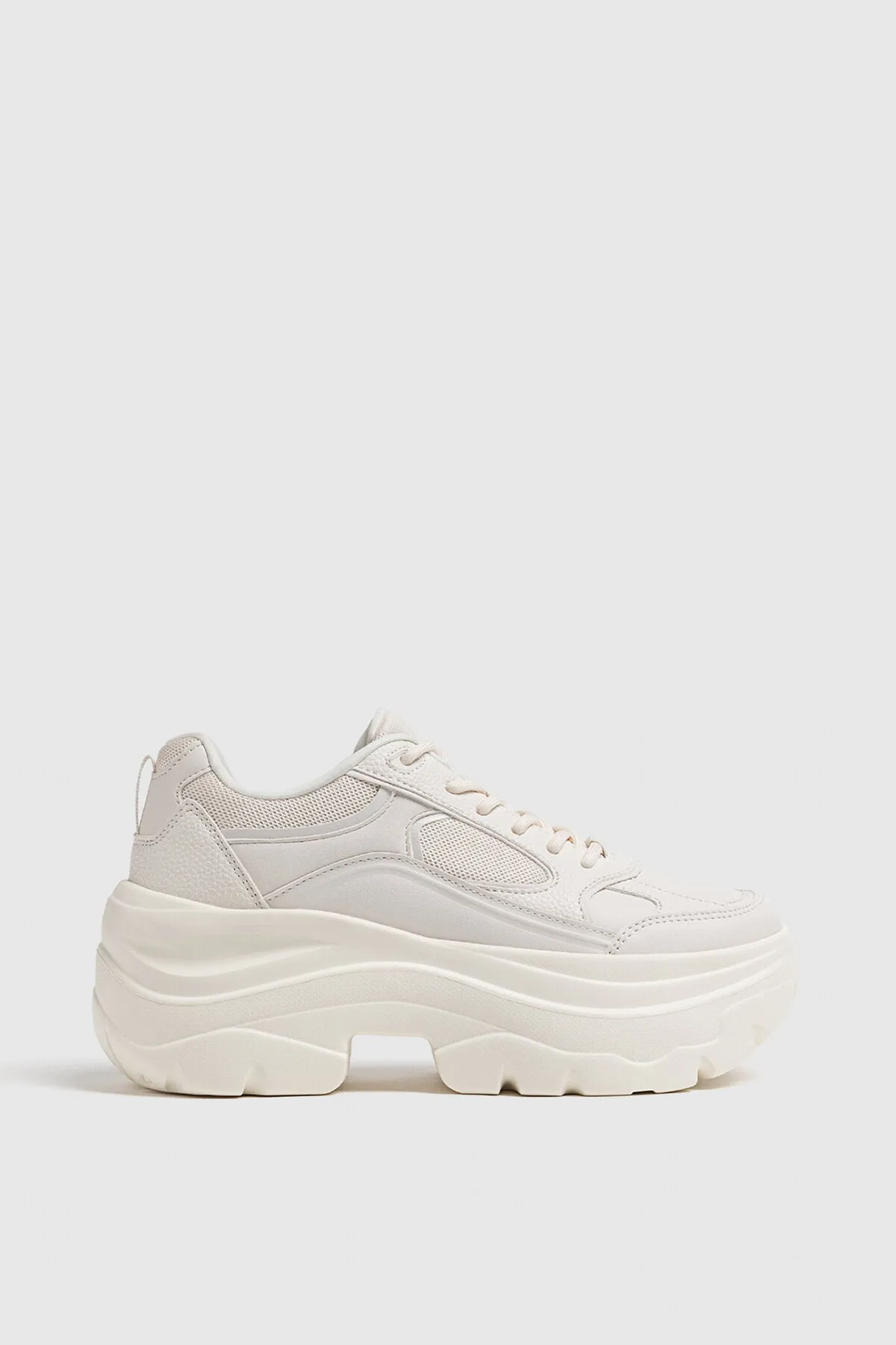 Extra Removal Based Sneakers