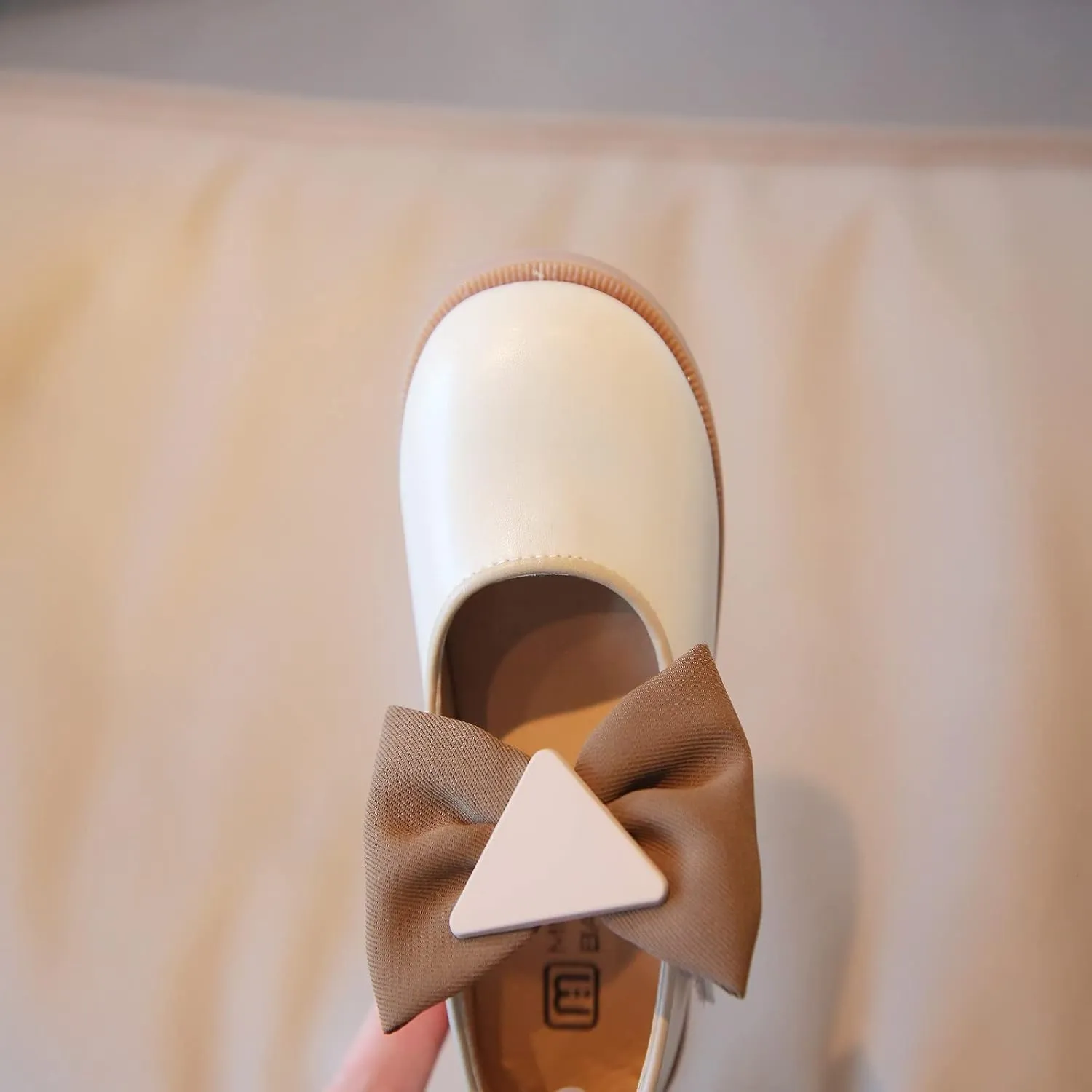 Fashion Autumn Girls Casual Shoes Thick Bottom Flat Round Toe Bow Hook Loop Dress Shoes Water Boots for Kids