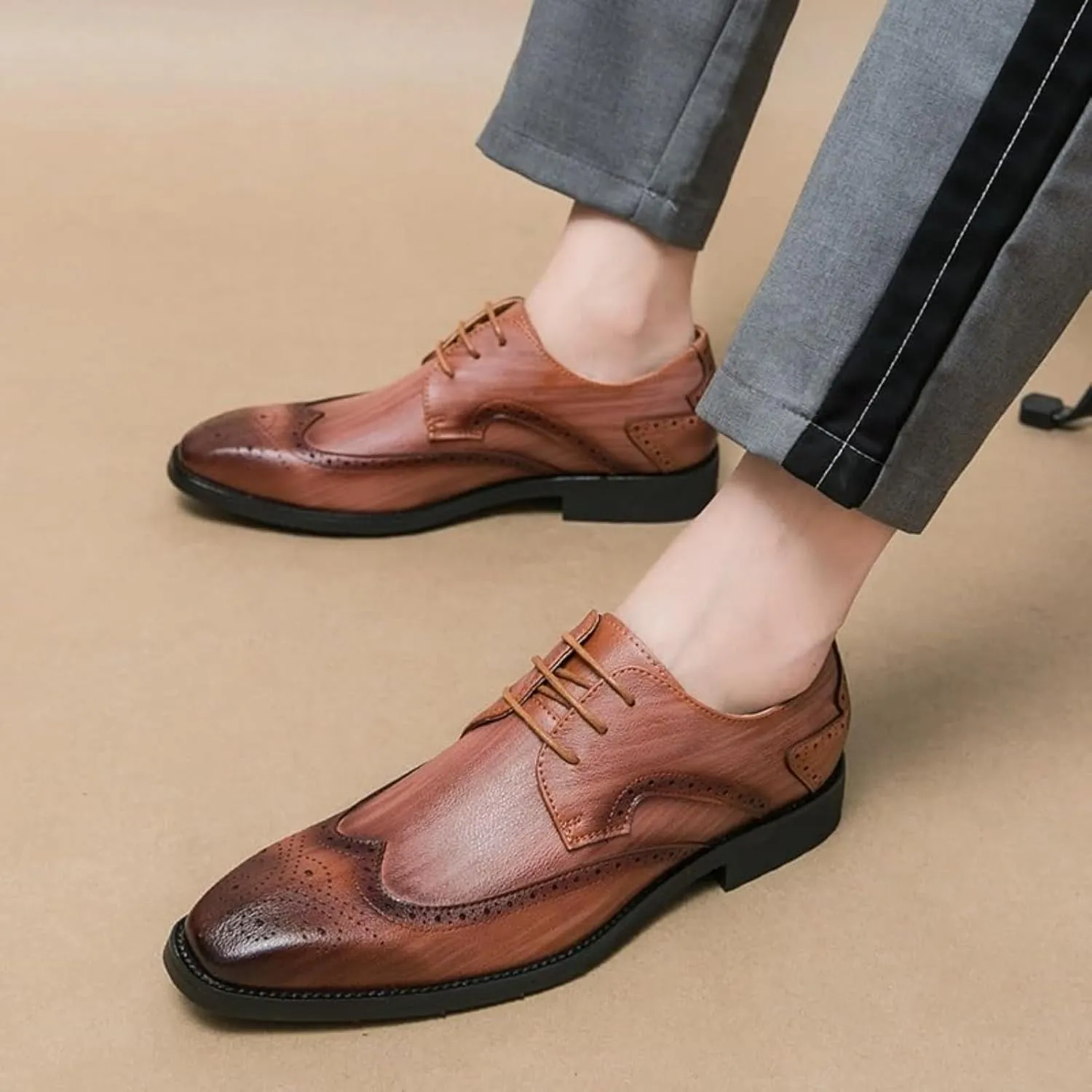 Men's Formal Dress Shoes Patent Leather Tuxedo Oxfords Lace-ups Shoes Classic Business Wedding Suit Shoes Business Meeting Office Work Shoes for Party Dating Prom