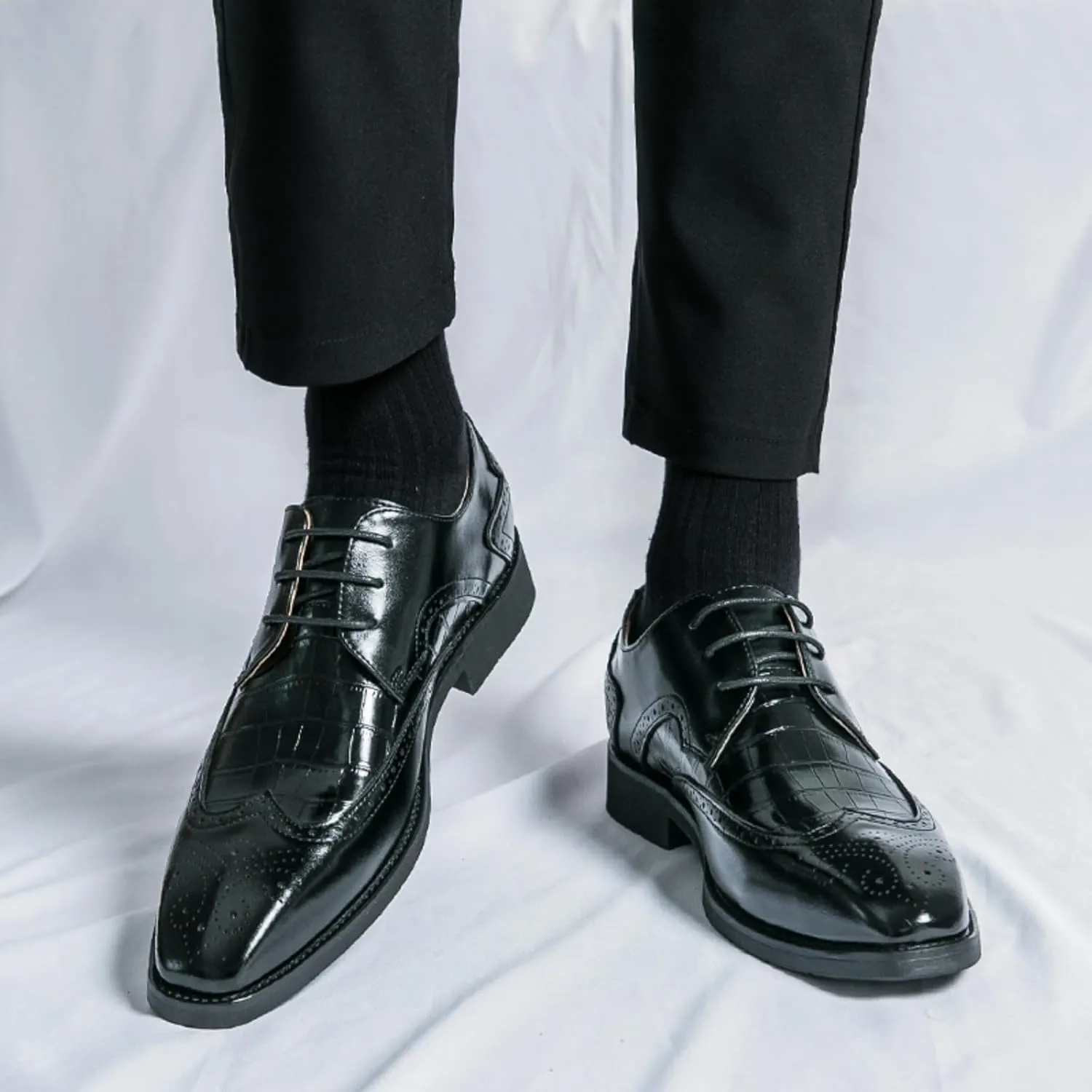 Mens Retro Stone Grain Patent Leather Lace Up Brogue Dress Oxfords Shoes Low Top Chunky Heels Non-Slip Casual Wingtip Derby Shoes for Business Casual Dress Prom Party