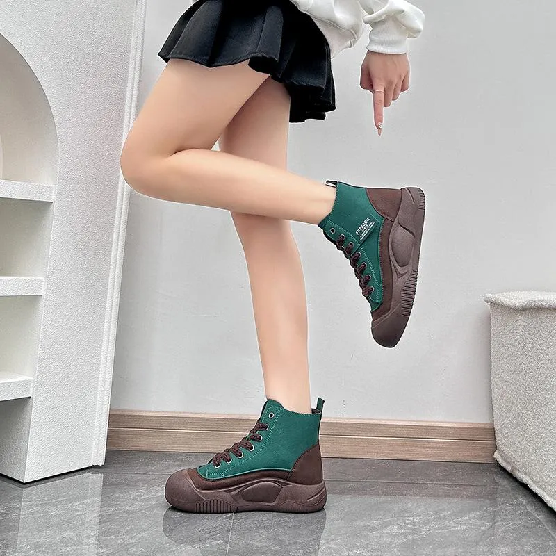Soft Leather Lightweight Sports Shoes