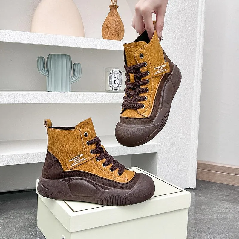 Soft Leather Lightweight Sports Shoes